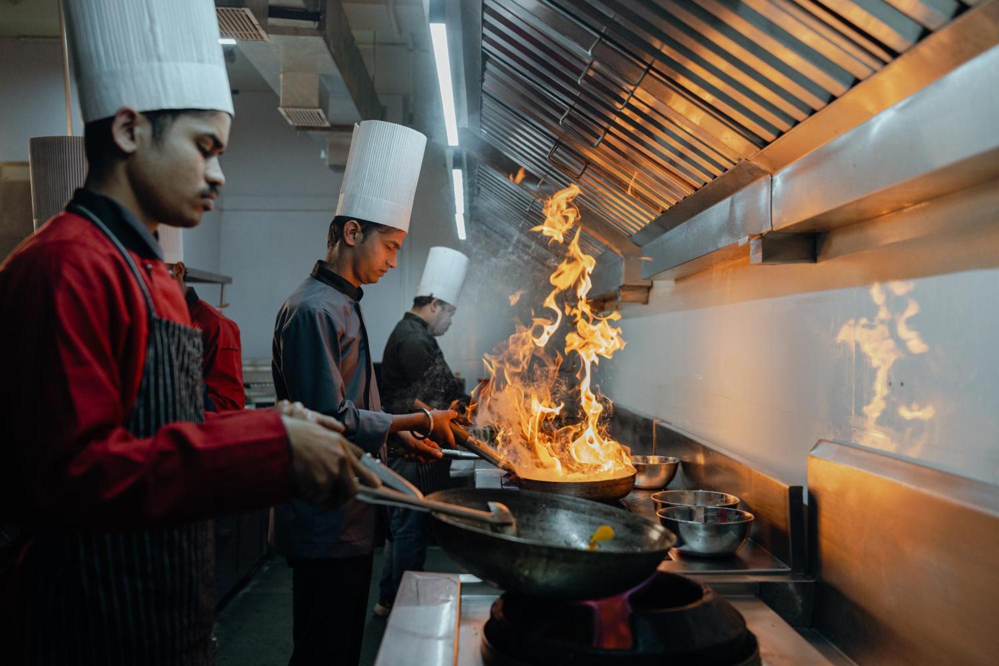 The White Rock Inn & Dine Shillong Exterior foto